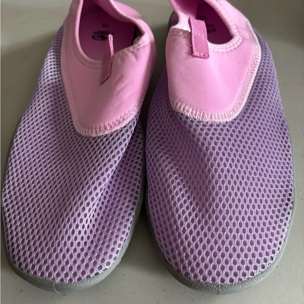 unknown these woman’s
